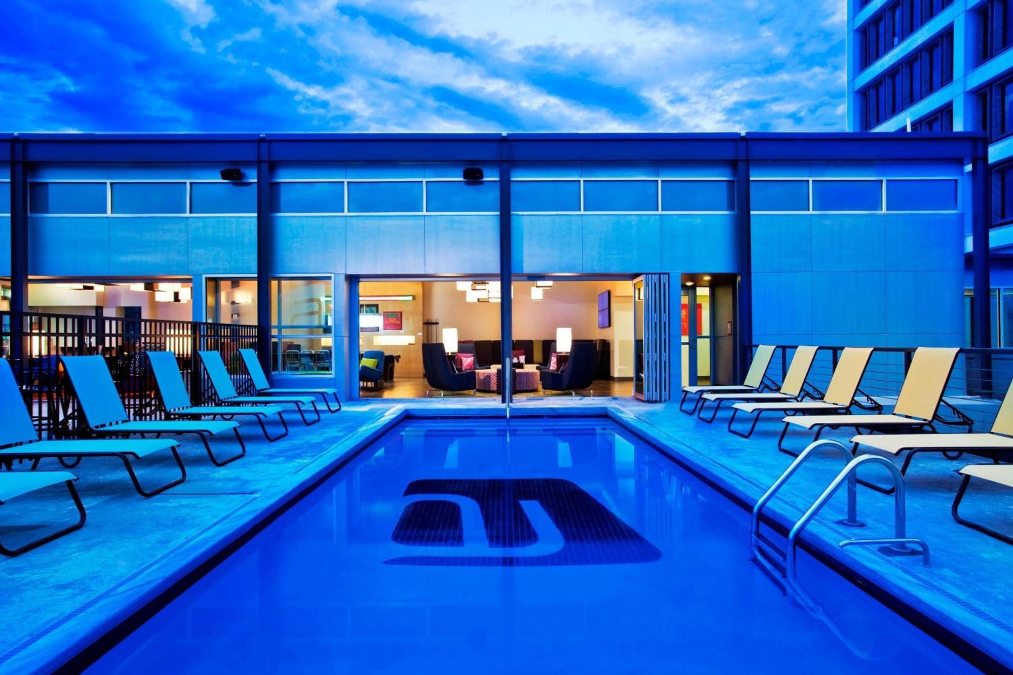 Hotel Aloft Tulsa Downtown Esterno foto