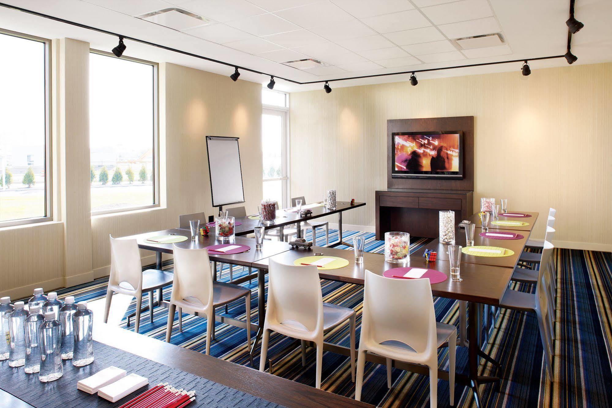 Hotel Aloft Tulsa Downtown Esterno foto